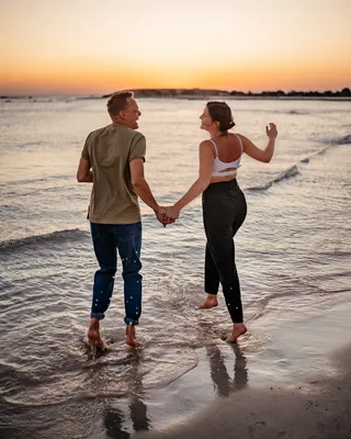 Jessi und Markus am Meer.