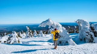 Eines der vielen tollen Reiseziele: Du kannst auch mit dem Camper Silvester Camping im schönen Harz genießen.